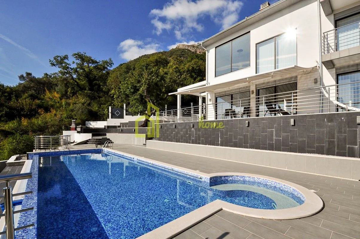 Prodaja, kuća, 369m², Tivat, Crna Gora
