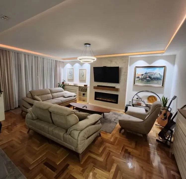 Prodaja, stan, 229m², Telep, Novi Sad Sve Podlokacije