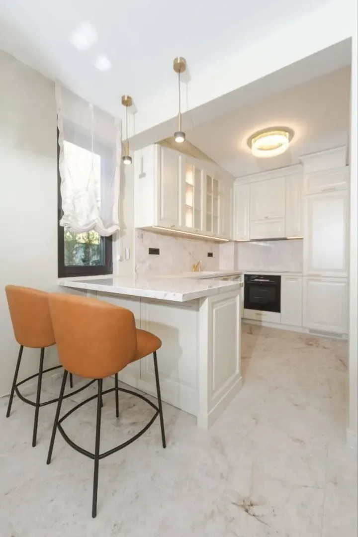 Sale, three bedroom apartment, 170m², Lastva Grbaljska, Kotor