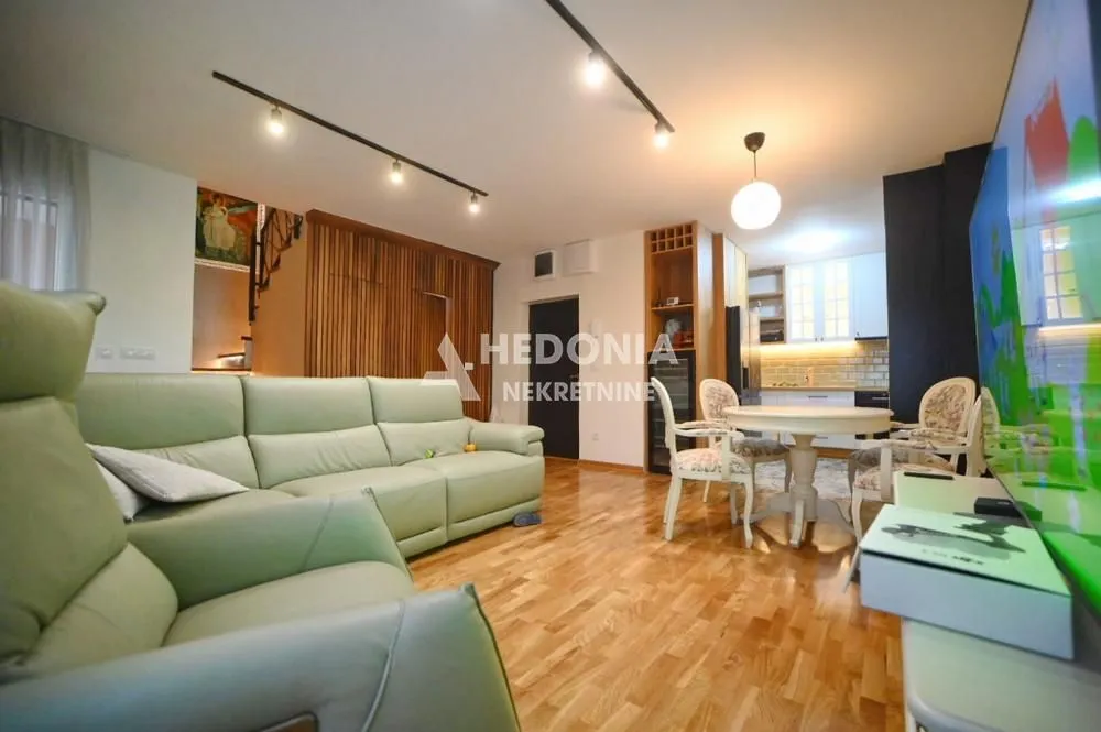 Prodaja, trosoban stan, 93m², Zemun Sve Podlokacije, Beograd