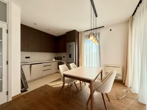 Prodaja, kuća, 220m², Gornja Gorica, Podgorica - image 4