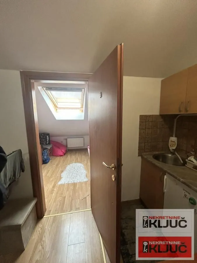 Prodaja, jednosoban stan, 26m², Centar, Novi Sad