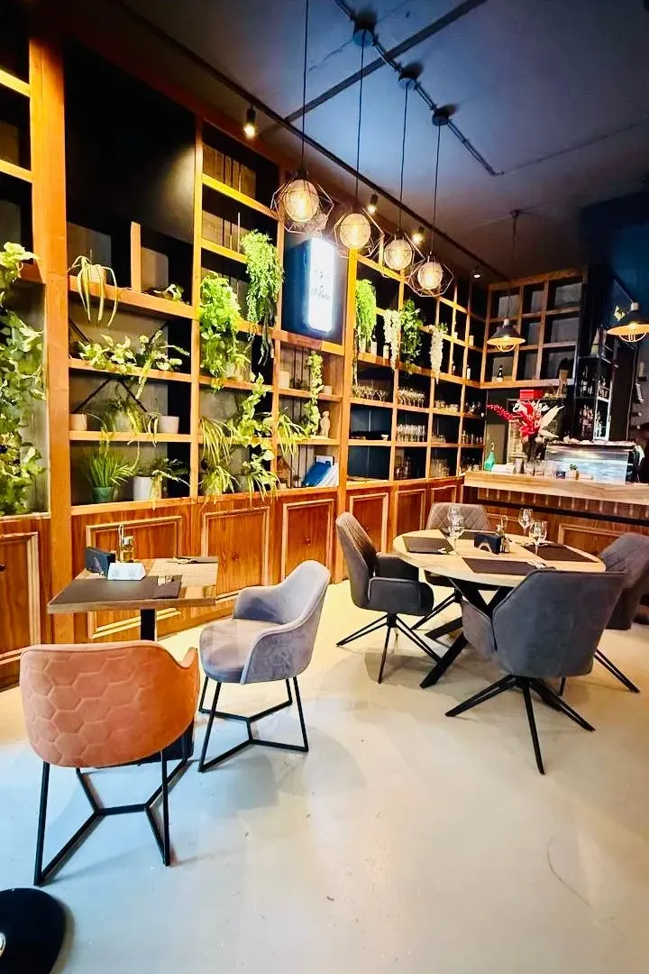 Izdavanje, poslovni prostor, 180m², City Kvart, Podgorica