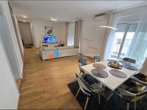 Rent, three bedroom apartment, 105m², Vračar Sve Podlokacije, Beograd - image 2