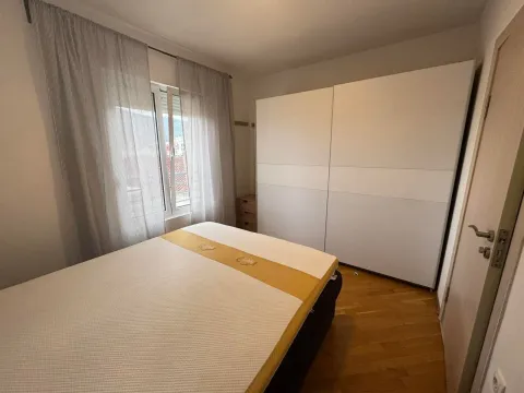 Izdavanje, jednosoban stan, 50m², Rozino, Budva - image 4