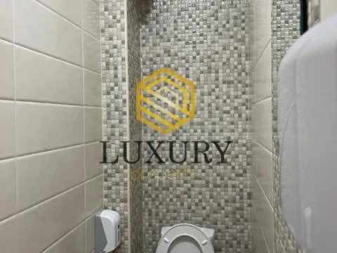 Izdavanje, poslovni prostor, 250m², Donja Gorica, Podgorica - image 9