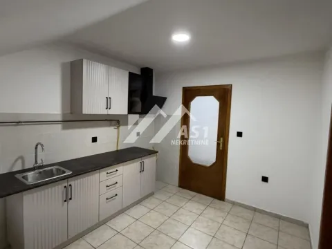 Izdavanje, kuća, 120m², Sajlovo, Novi Sad Sve Podlokacije - image 5