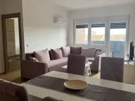 Izdavanje, dvosoban stan, 69m2, Stari Banovci, Stara Pazova