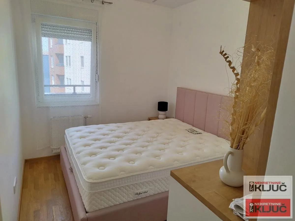 Izdavanje, dvosoban stan, 40m², Kej, Novi Sad Sve Podlokacije