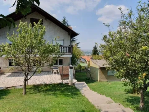Sale, house, 600m², Sremska Kamenica, Petrovaradin - image 2