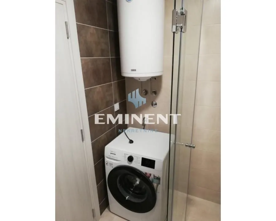 Izdavanje, dvosoban stan, 49m², Hala Pionir, Palilula Sve Podlokacije