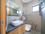 Sale, two bedroom apartment, 78m², Kalimanj, Tivat - image 6