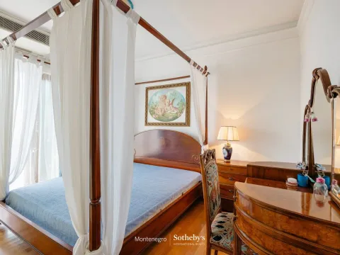 Sale, house, 233m², Savina, Herceg Novi - image 11