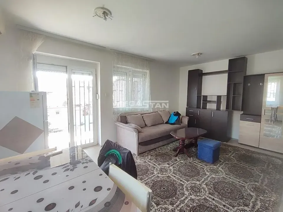 Izdavanje, dvosoban stan, 41m², Centar Sve Podlokacije, Beograd