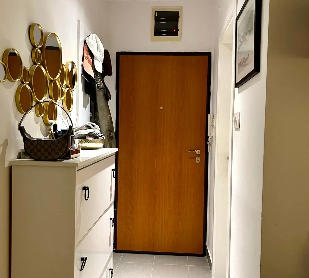 Prodaja, jednosoban stan, 38m², Central Point, Podgorica