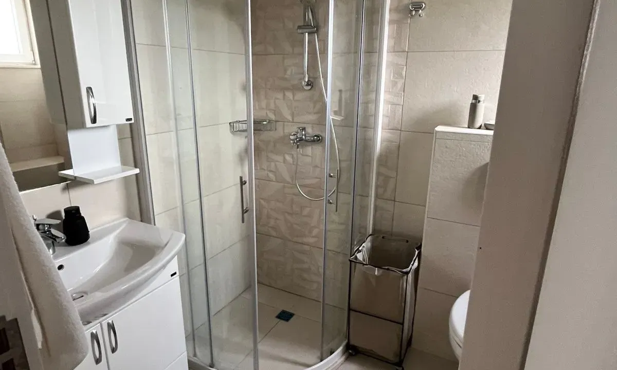 Rent, one bedroom apartment, 55m², Kava, Tivat