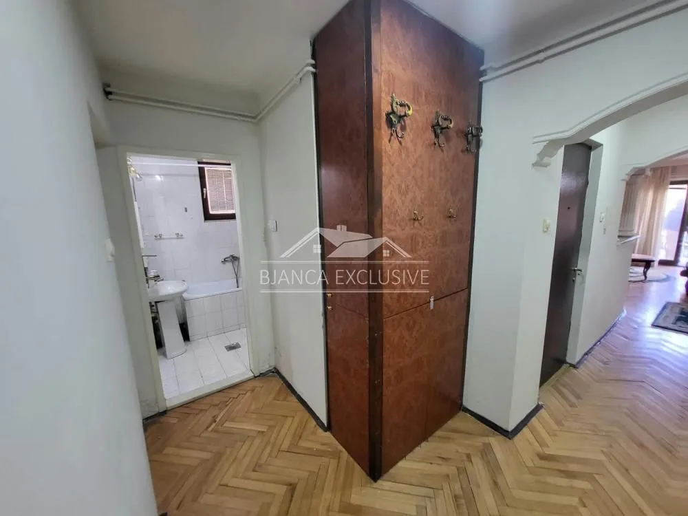 Sale, three bedroom apartment, 83m², Filmski Grad, Beograd
