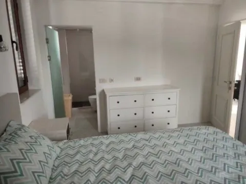 Izdavanje, dvosoban stan, 75m², Đenovići, Herceg Novi - image 4