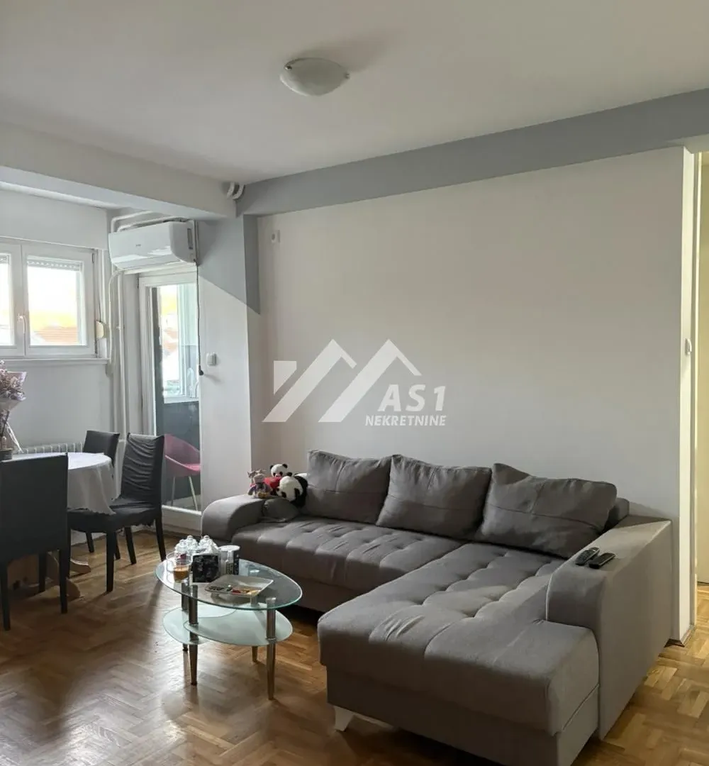 Rent, one bedroom apartment, 40m², Bulevar Oslobodjenja, Novi Sad Sve Podlokacije