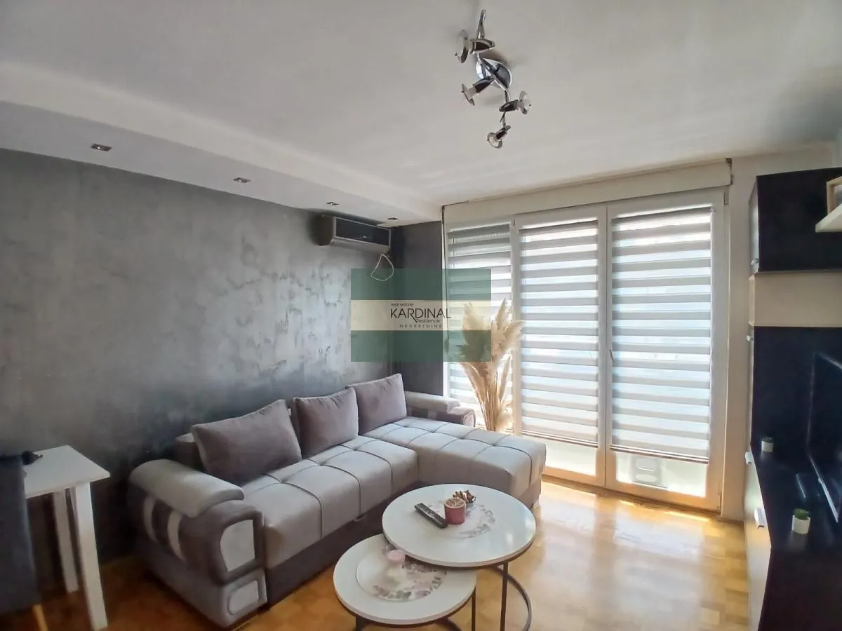 Prodaja, dvosoban stan, 53m², Centar, Jagodina