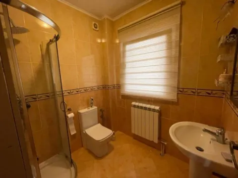 Izdavanje, kuća, 200m², Zeleni Pojas, Bar - image 6