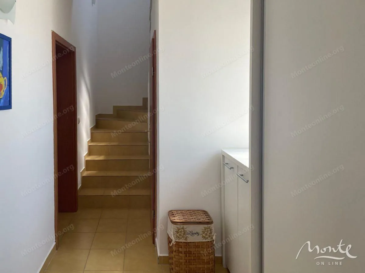 Sale, house, 132m², Župci, Bar