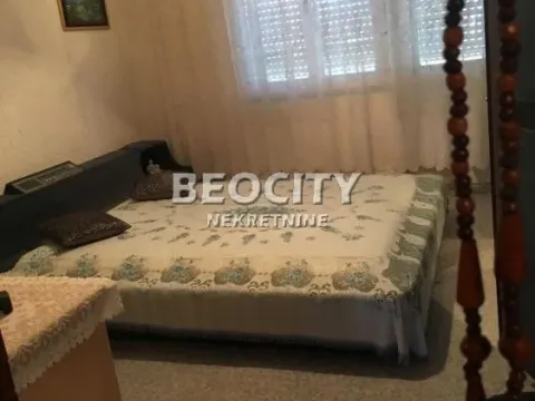 Sale, house, 350m², Barice, Plandište - image 3