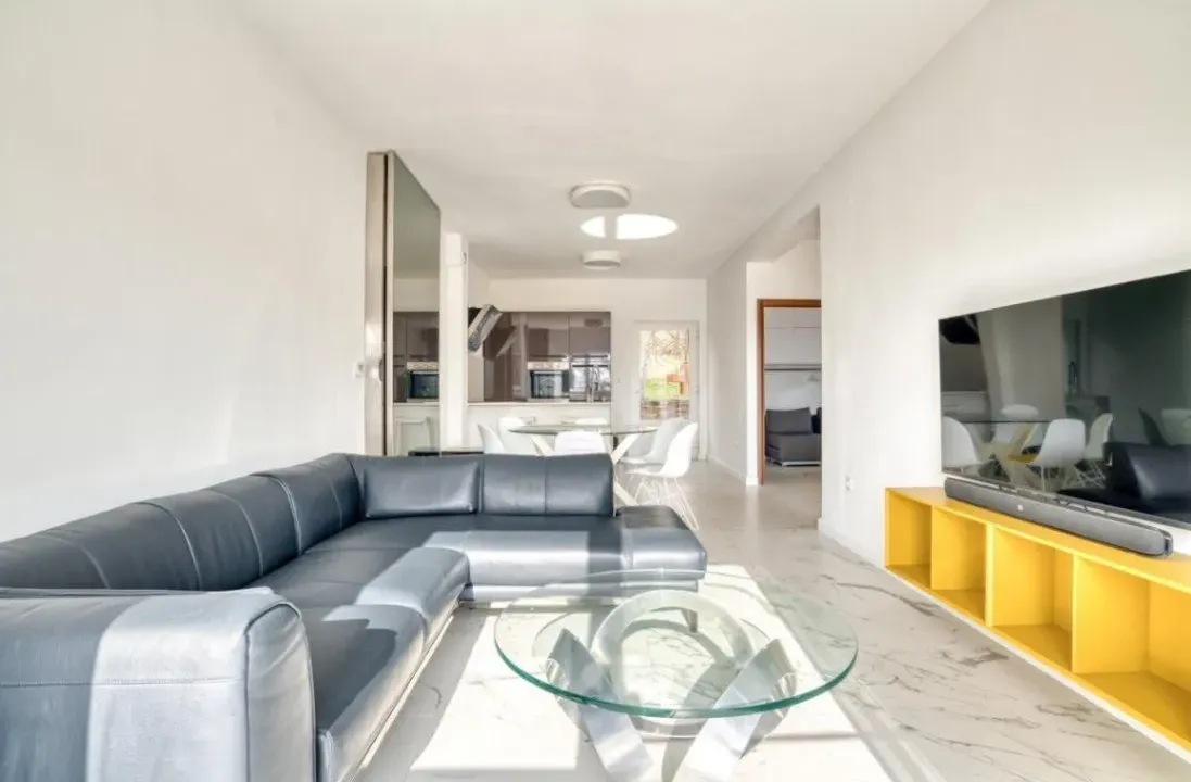 Sale, two bedroom apartment, 60m², Petrovac, Budva