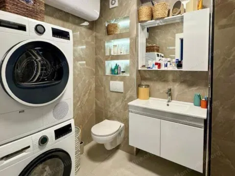 Prodaja, dvosoban stan, 82m², Budva, Crna Gora - image 9