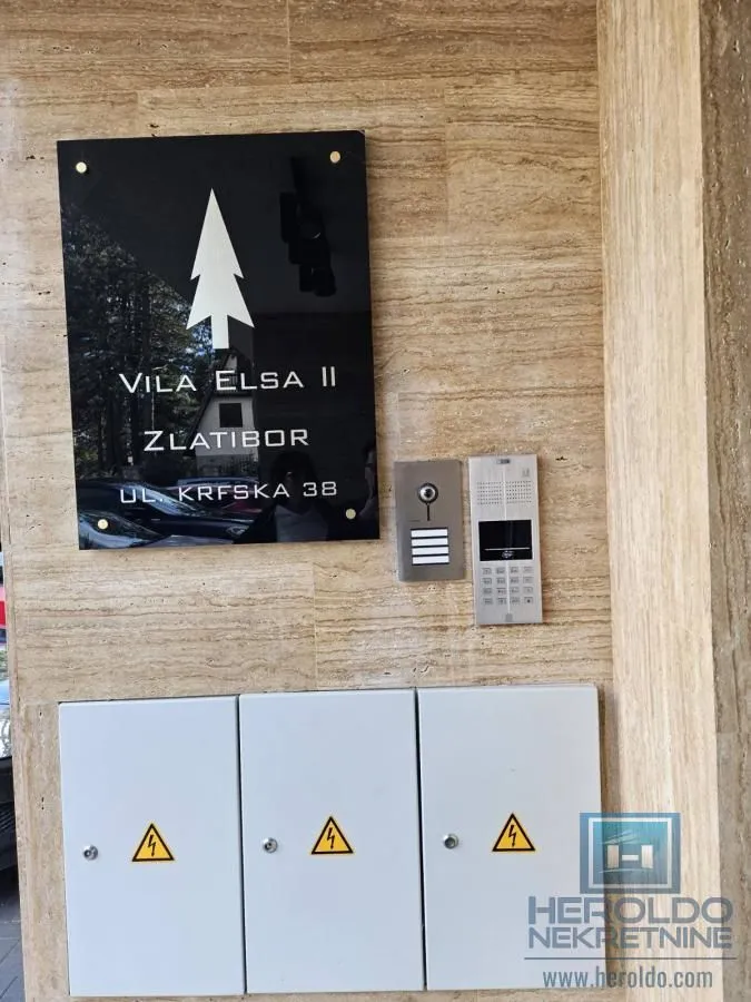 Prodaja, jednosoban stan, 46m², Centar, Zlatibor