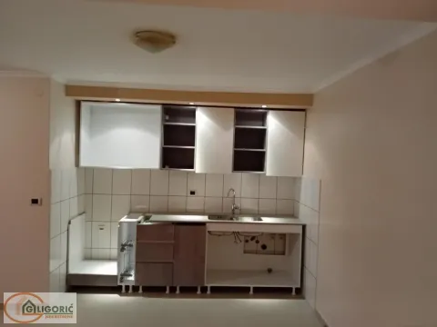 Prodaja, kuća, 74m², Čukarica, Beograd - image 7