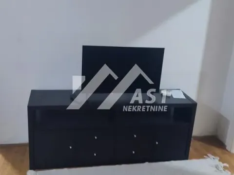 Izdavanje, jednosoban stan, 35m², Bulevar Oslobodjenja, Novi Sad Sve Podlokacije - image 3