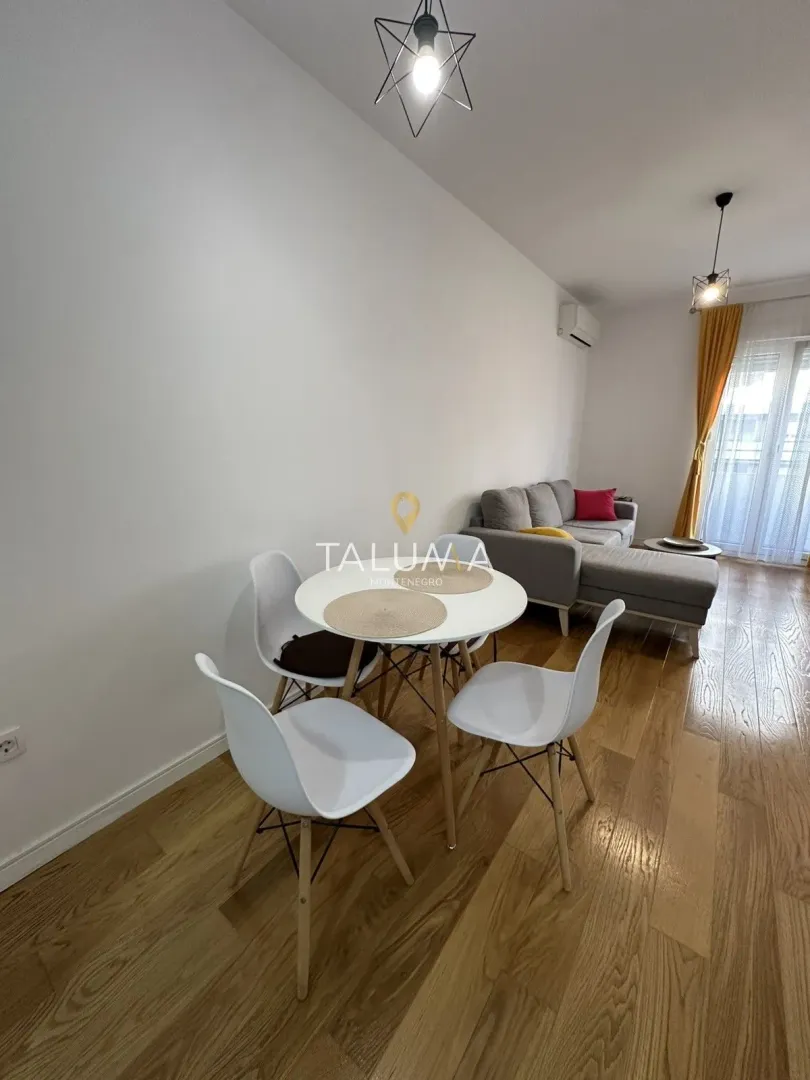 Rent, one bedroom apartment, 43m², City Kvart, Podgorica