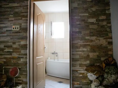 Prodaja, kuća, 200m², Zabjelo, Podgorica - image 12