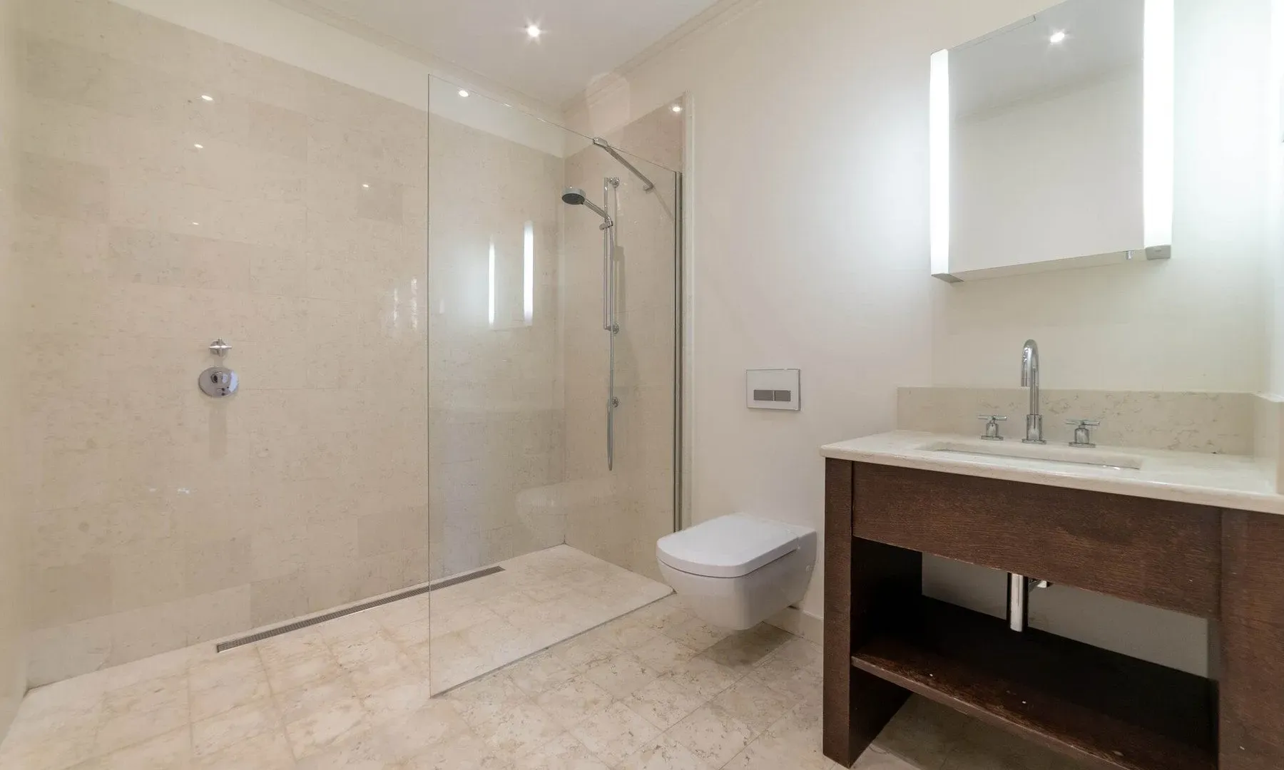 Prodaja, trosoban stan, 228m², Porto Montenegro, Tivat