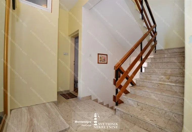 Prodaja, kuća, 245m², Igalo, Herceg Novi