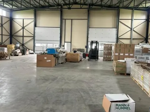 Izdavanje, poslovni prostor, 1700m², Zemun Ugrinovci, Zemun Sve Podlokacije - image 7