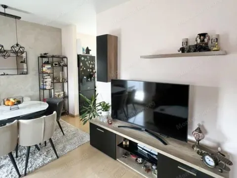 Prodaja, jednosoban stan, 53m², City Kvart, Podgorica - image 4