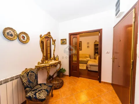 Rent, three bedroom apartment, 100m², Gorica C, Podgorica - image 13