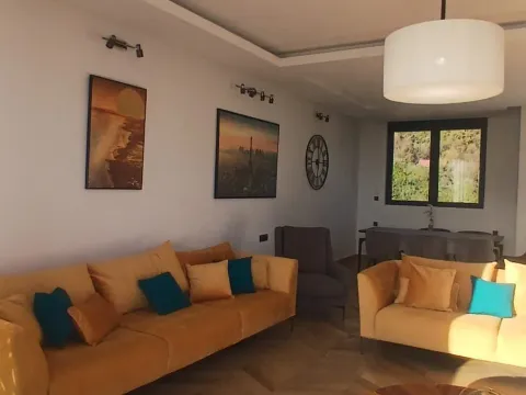 Prodaja, jednosoban stan, 170m², Budva, Crna Gora - image 24