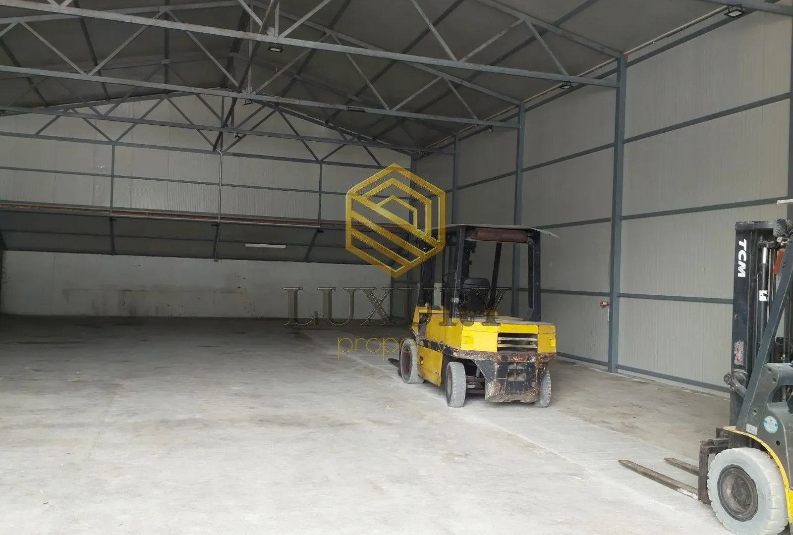 Rent, office space, 370m², Bioče, Podgorica