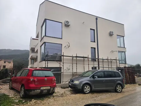 Prodaja, jednosoban stan, 51m², Radanovići, Kotor - image 11