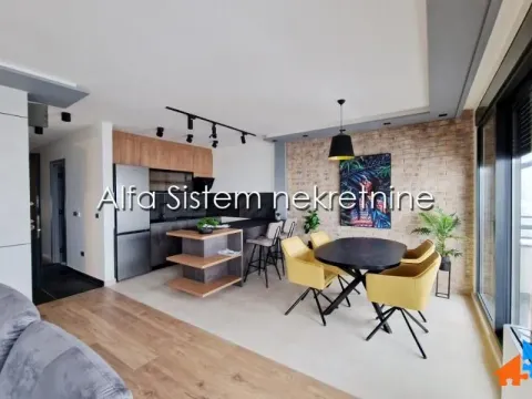 Izdavanje, trosoban stan, 90m², Uciteljsko Naselje, Zvezdara Sve Podlokacije - image 7