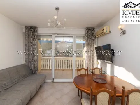 Prodaja, dvosoban stan, 65m², Đenovići, Herceg Novi