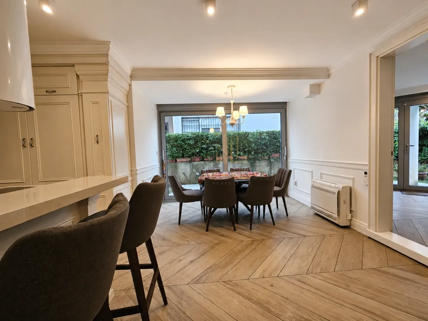Rent, three bedroom apartment, 150m², Gorica C, Podgorica