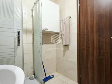 Prodaja, jednosoban stan, 43m², Stari Aerodrom, Podgorica - image 13