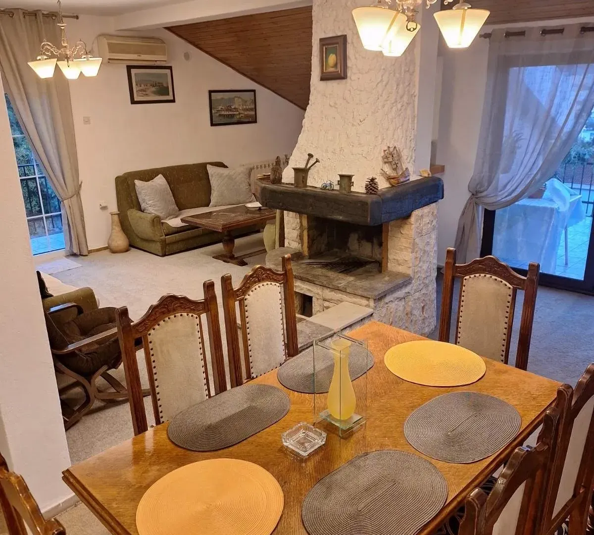 Rent, three bedroom apartment, 120m², Bečići, Budva