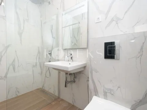 Rent, two bedroom apartment, 70m², Gorica C, Podgorica - image 10