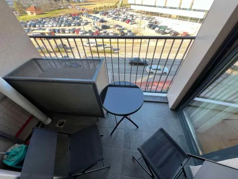 Izdavanje, jednosoban stan, 57m², Kruševac, Podgorica - image 6