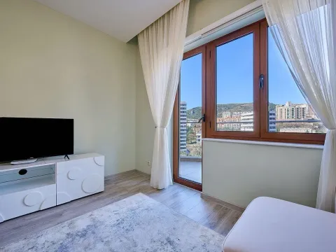 Sale, one bedroom apartment, 52m², Bečići, Budva - image 5